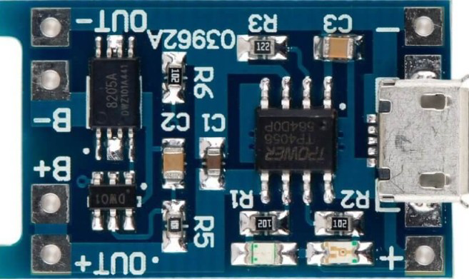 Image of Módulo 03962A Cargador de batería